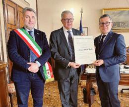 L&rsquo;ex comandante diventa Cavaliere