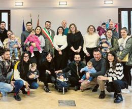 Grande festa per i nuovi nati