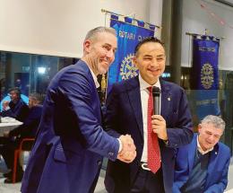 Agnelli porta le pentole al Rotary