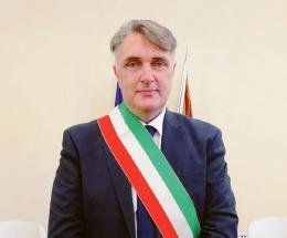 In un mese zero sedute in aula