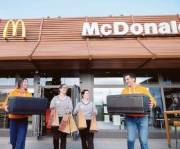 Da McDonald’s 50 pasti a settimana per i poveri