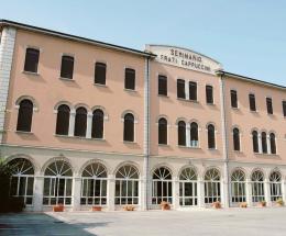 Migliaia di libri e documenti
