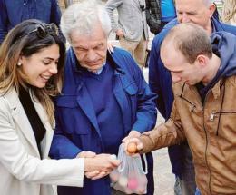 “Battaglia” a colpi di... uova