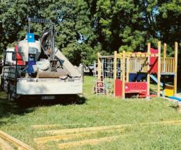 Parco conteso da bimbi e cani