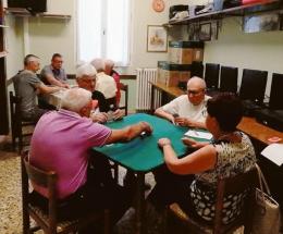 Sfide a colpi di carte al Crab