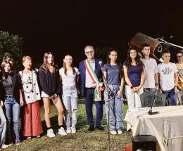 Eccellenti in aula, il sindaco li premia