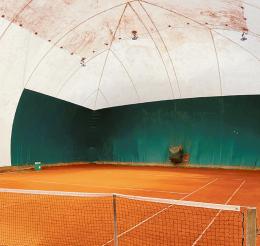 Il Comune compra il tetto dei campi