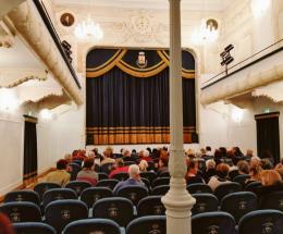 Il Serafin apre alla stagione teatrale