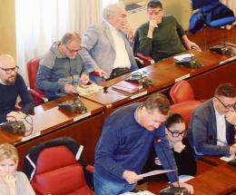 Iras al centro delle interrogazioni