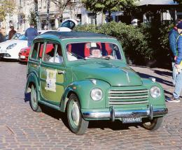 La parata di auto storiche per tutto il Polesine