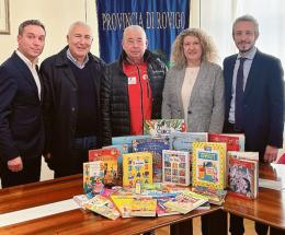 Dopo il furto una pioggia di libri