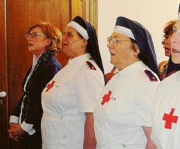 Al via il corso per diventare crocerossine