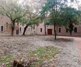 Cortile del museo in alto mare