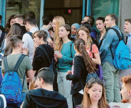 Persi quasi tre studenti su cento
