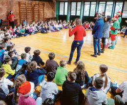 Elfi e assessore a scuola 