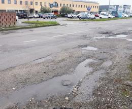 Area 13, voragini e abbandono