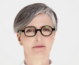 Tra e identità e comunicazione