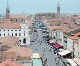 La città continua a spopolarsi