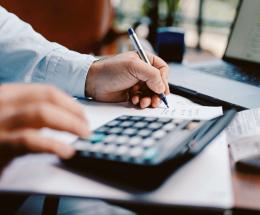Tagli per 7 milioni agli enti locali