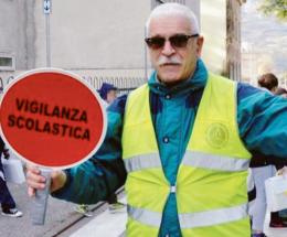 Un nuovo nonno vigile in paese