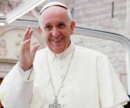 Al Duomo il rosario per il Papa