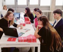 “Mioriento”, la carica dei 200