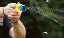 "I taser? Nessun passo indietro"