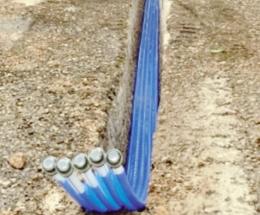 “Questa fibra devasta le strade”