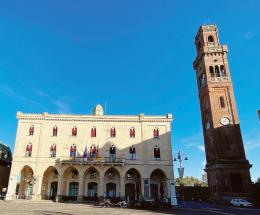 Le bombe 80 anni fa, la città si ferma