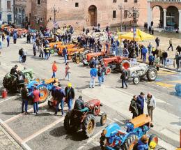 Il lutto cambia la festa di oggi