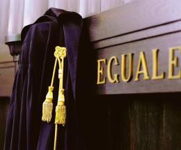 Scandalo e condanne in Tribunale