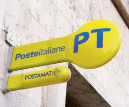 Poste centrali chiuse al pomeriggio, la Cgil attacca ma l'azienda replica: "Esteso l'orario in piazza Cavour"