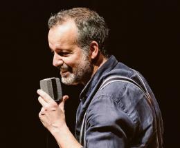 Il grande Modugno rivive “Nel blu”