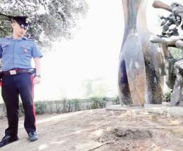 Sfregiata la memoria dell’eroe
