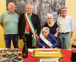 Sara Ghirelli festeggia il secolo di vita 