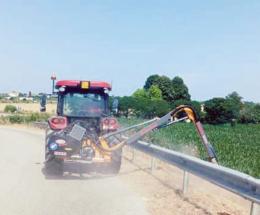 Duemila euro per lo sfalcio verde