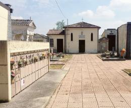 Cimiteri chiusi per cinque giorni