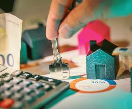 Casa: il mercato rallenta, i prezzi no