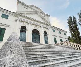 Riapre la maestosa villa Morosini