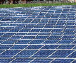 Due mozioni contro il fotovoltaico