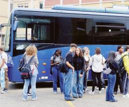 “Bus, in un anno corse dimezzate”