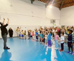 Peter Pan accoglie i bimbi
