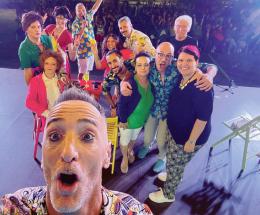 La domenica? Si va a teatro
