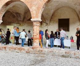 “Calici”, il bicchiere è pieno