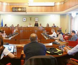 Rifiuti, il consiglio vuole chiarezza
