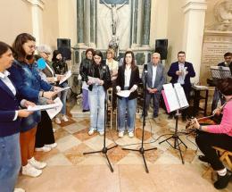Tutti assieme per il paese!