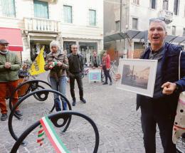Senza auto, nuove rastrelliere