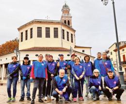 Retake fa risplendere la piazza