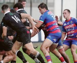 Le 2 finaliste vanno entrambe ko