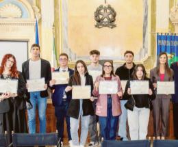 Premi a chi eccelle in studio e lavoro